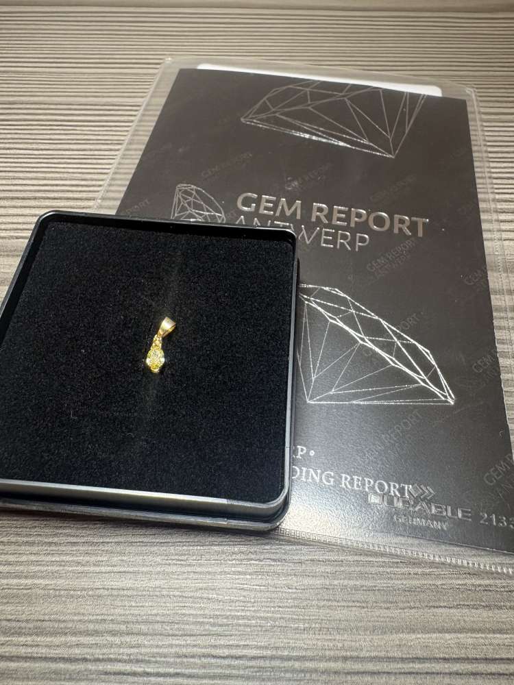 Prívesok zo 14K zlata s prírodnými diamantmi – certifikát
