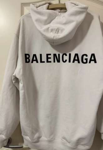 https://www.vipluxury.sk/Balenciaga mikina