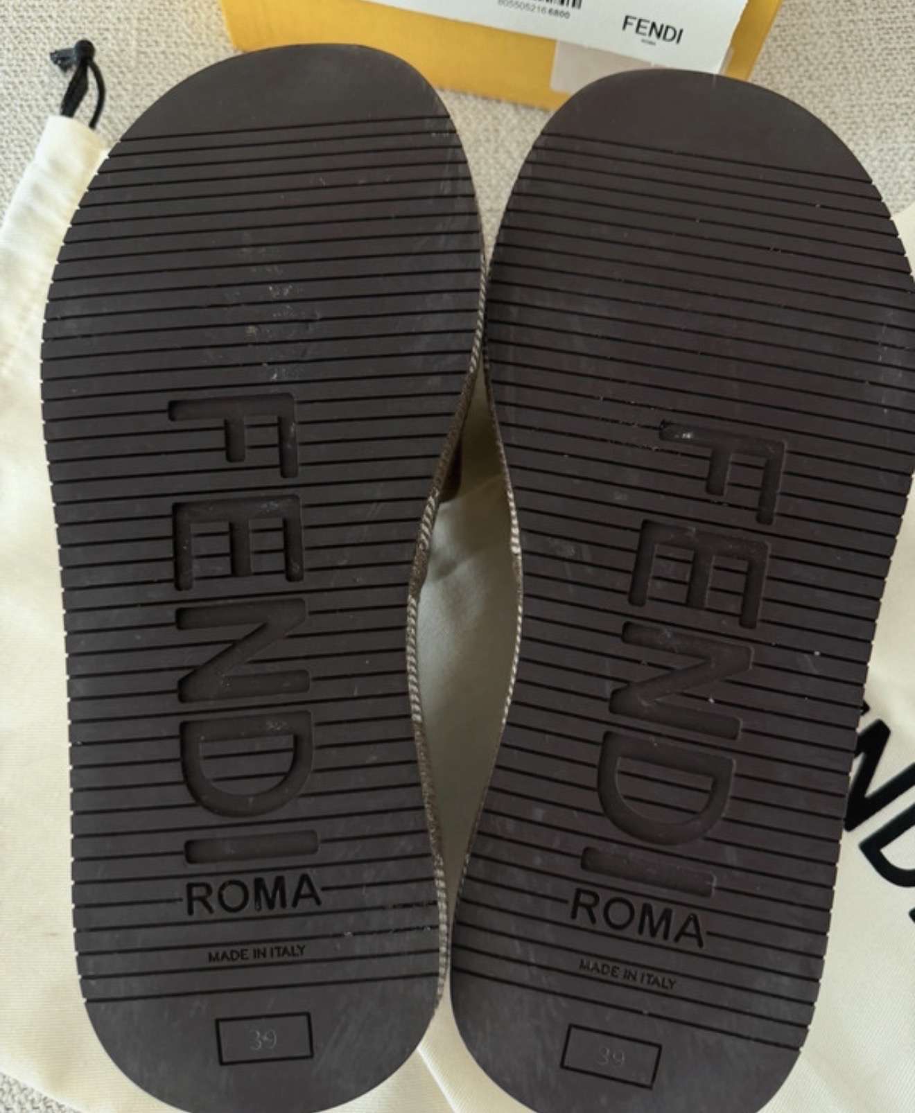 Fendi šľapky