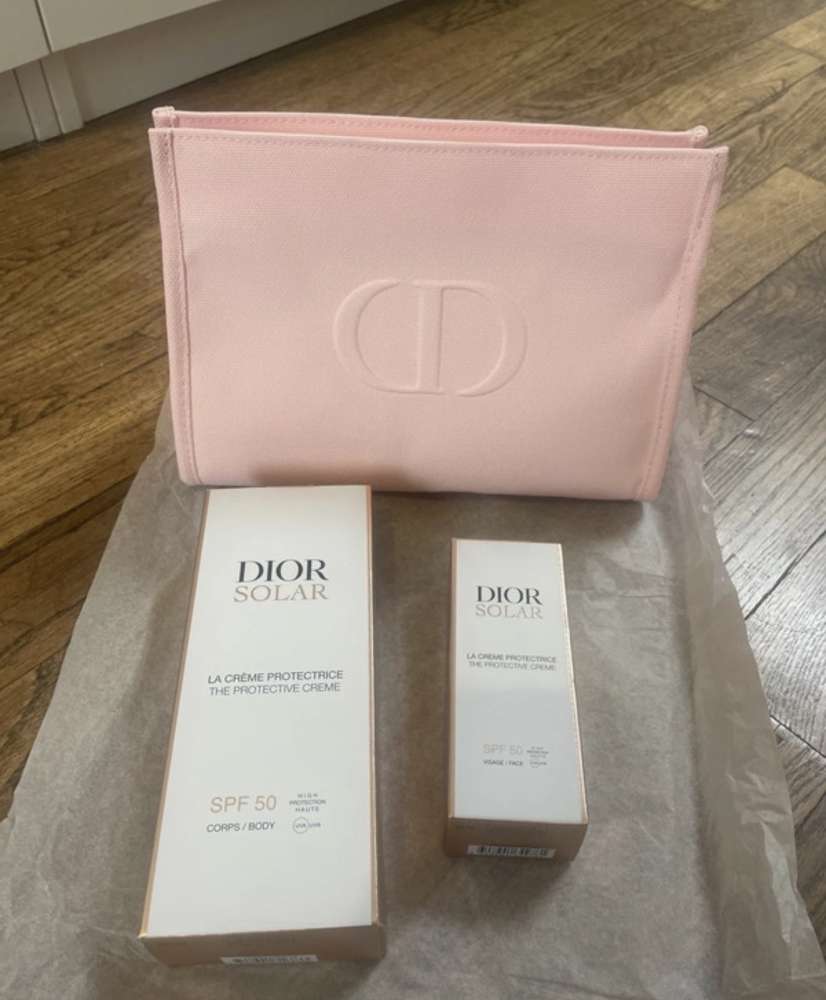 Dior kozmetická taška plus 2 produkty