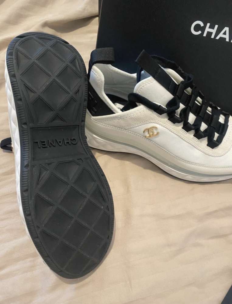 Chanel tenisky