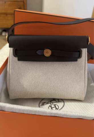 https://www.vipluxury.sk/Hermes Herbag mini
