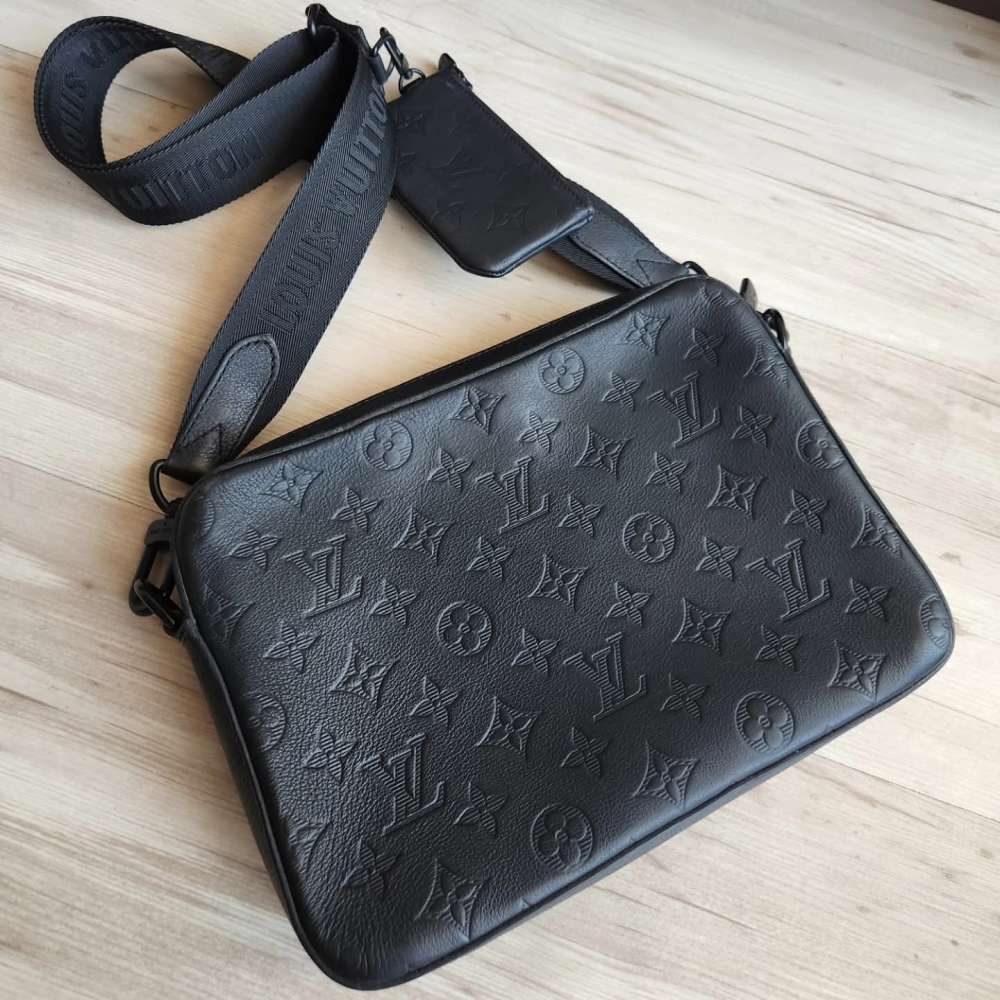 Louis Vuitton Messenger