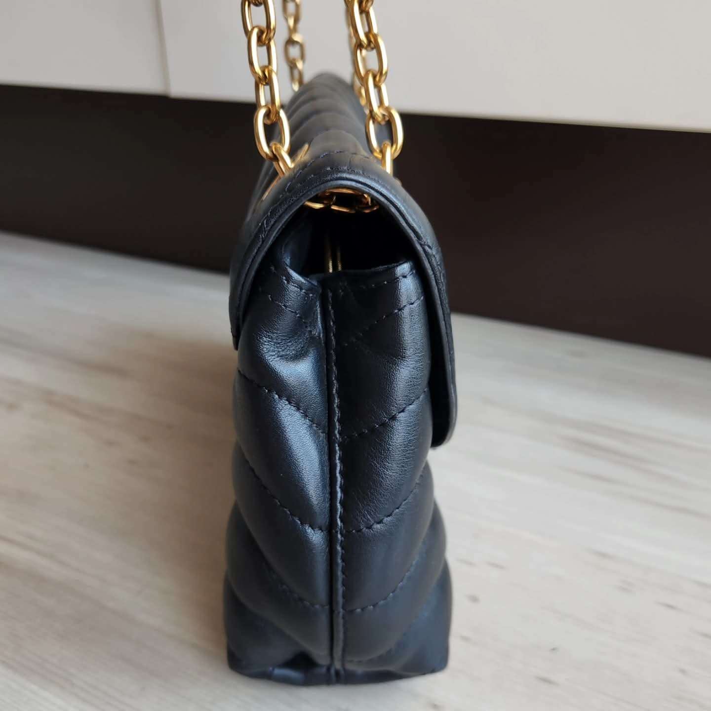 Louis Vuitton New Wave MM