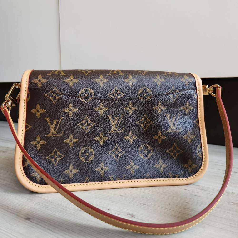 Louis Vuitton Diane