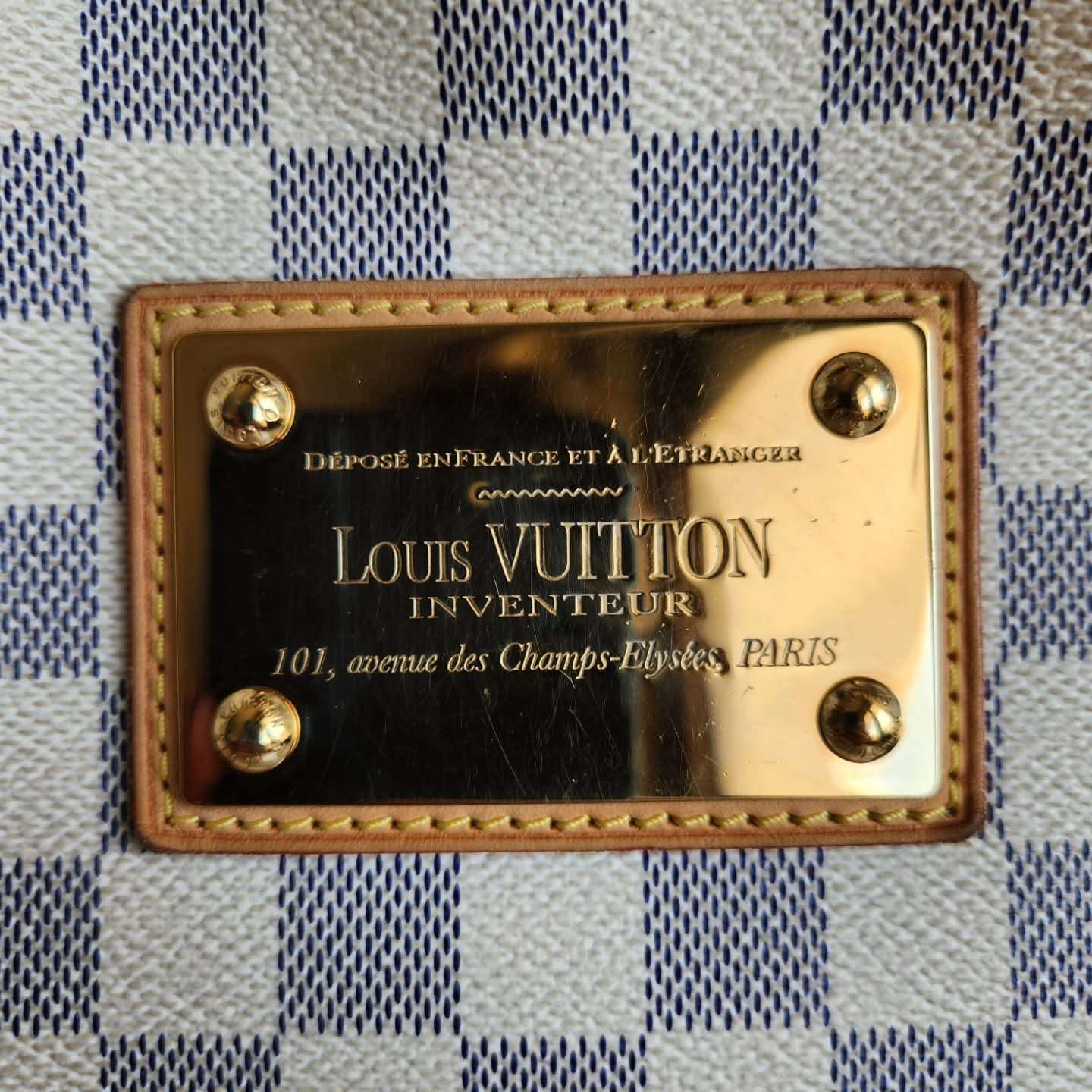 Louis Vuitton Galliera PM