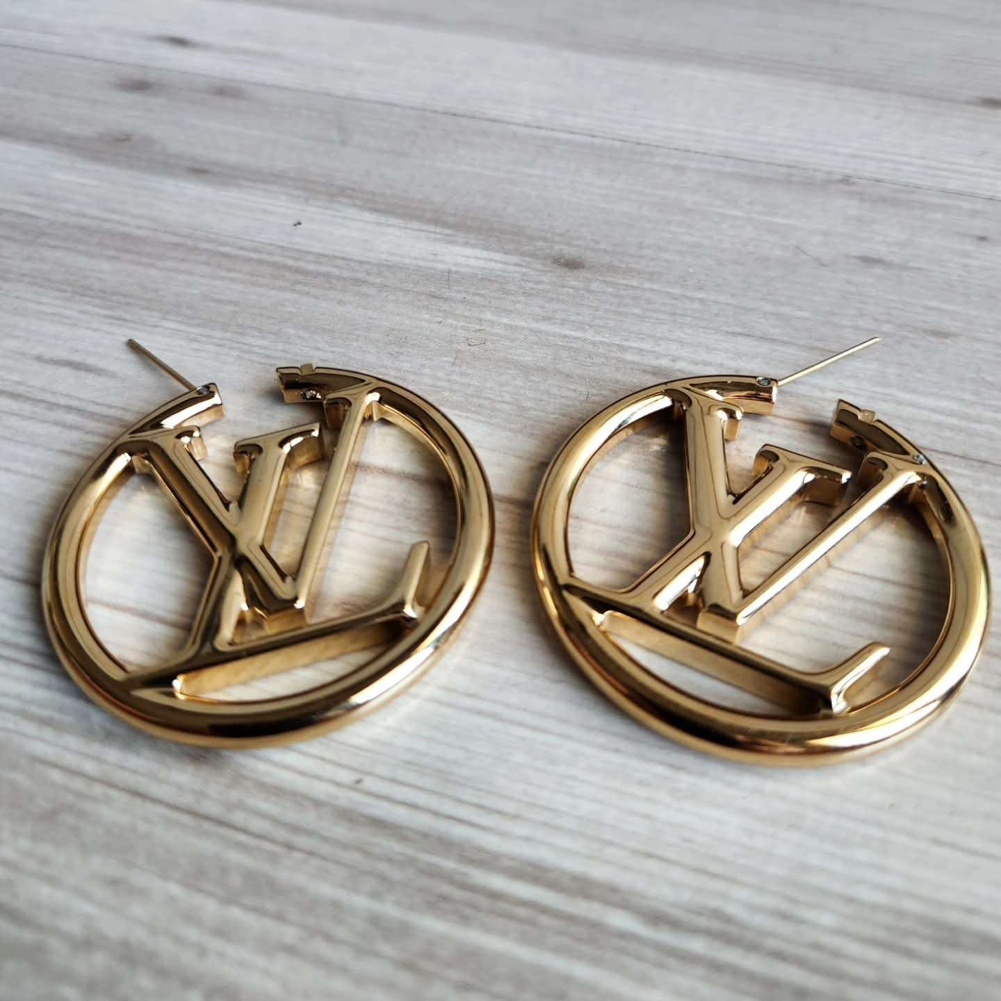 Louis Vuitton Nausnice