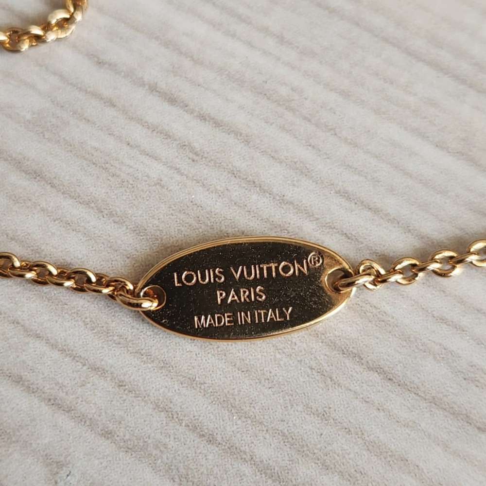 Louis Vuitton Naramek