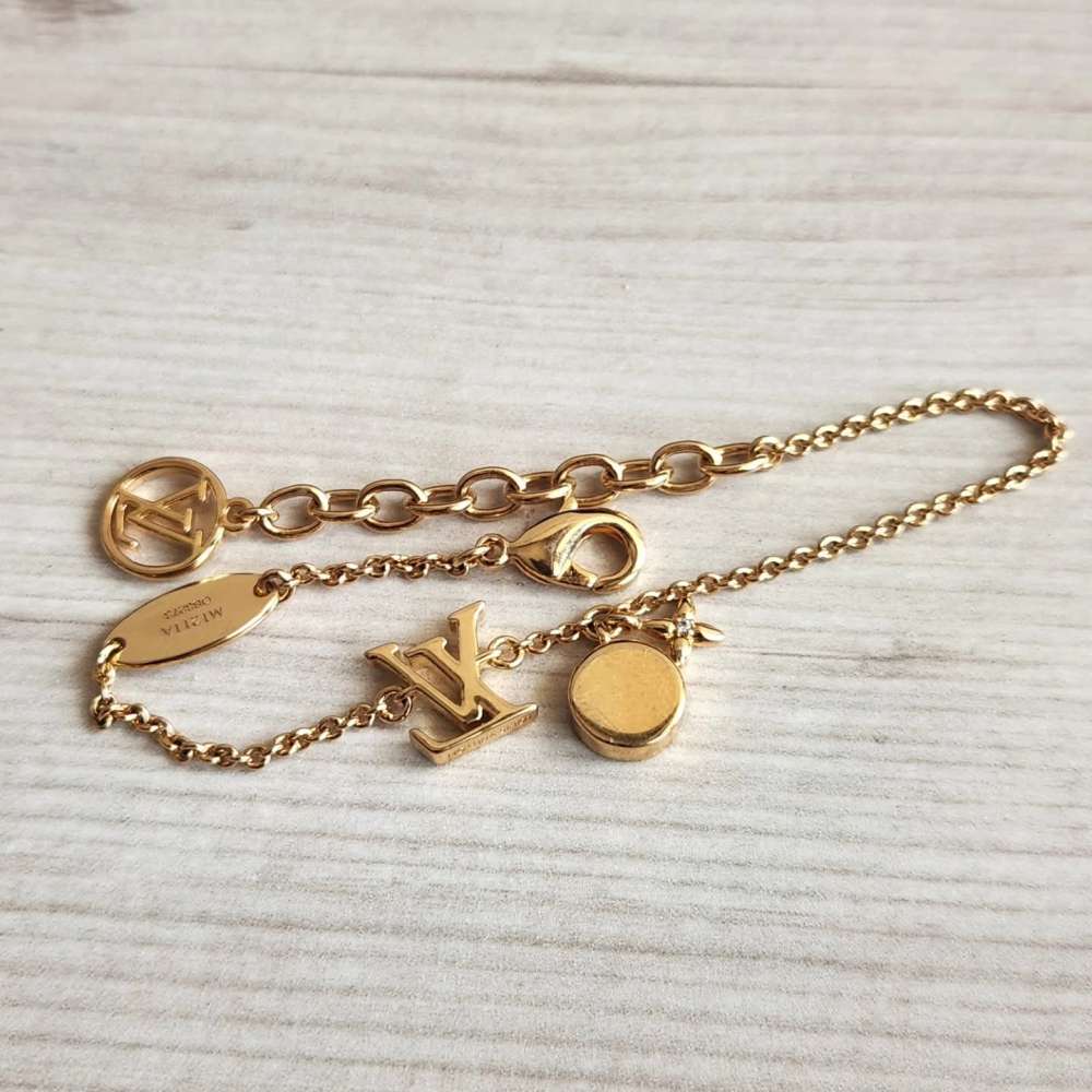 Louis Vuitton Naramek