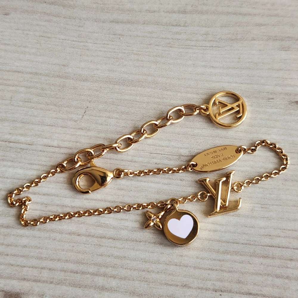 Louis Vuitton Naramek