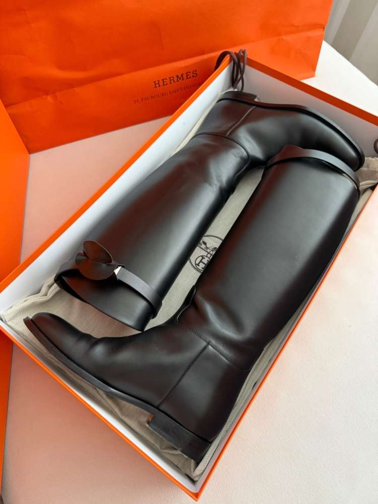 Hermes cizmy