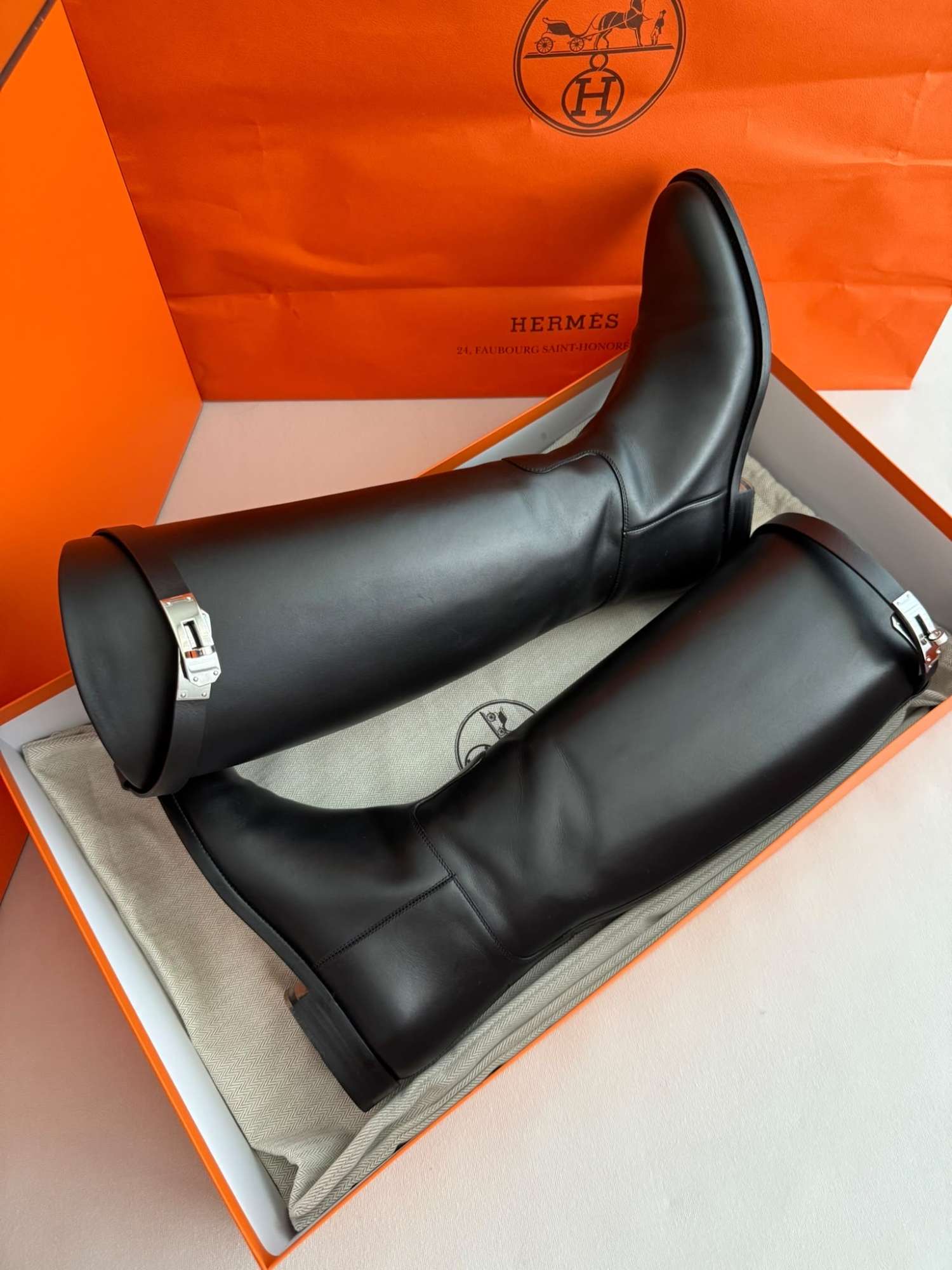Hermes cizmy