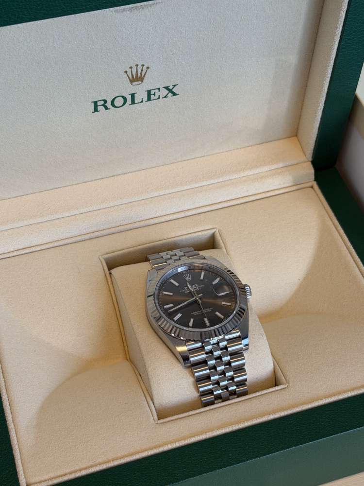 Rolex Oyster Perpetual Datejust 41