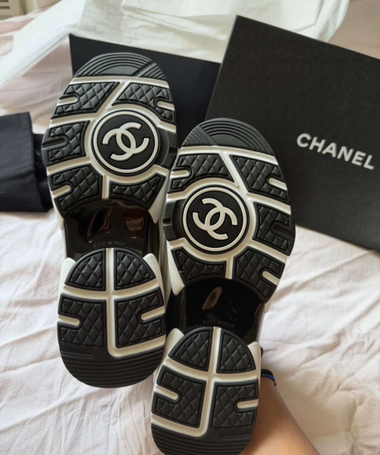 Chanel tenisky