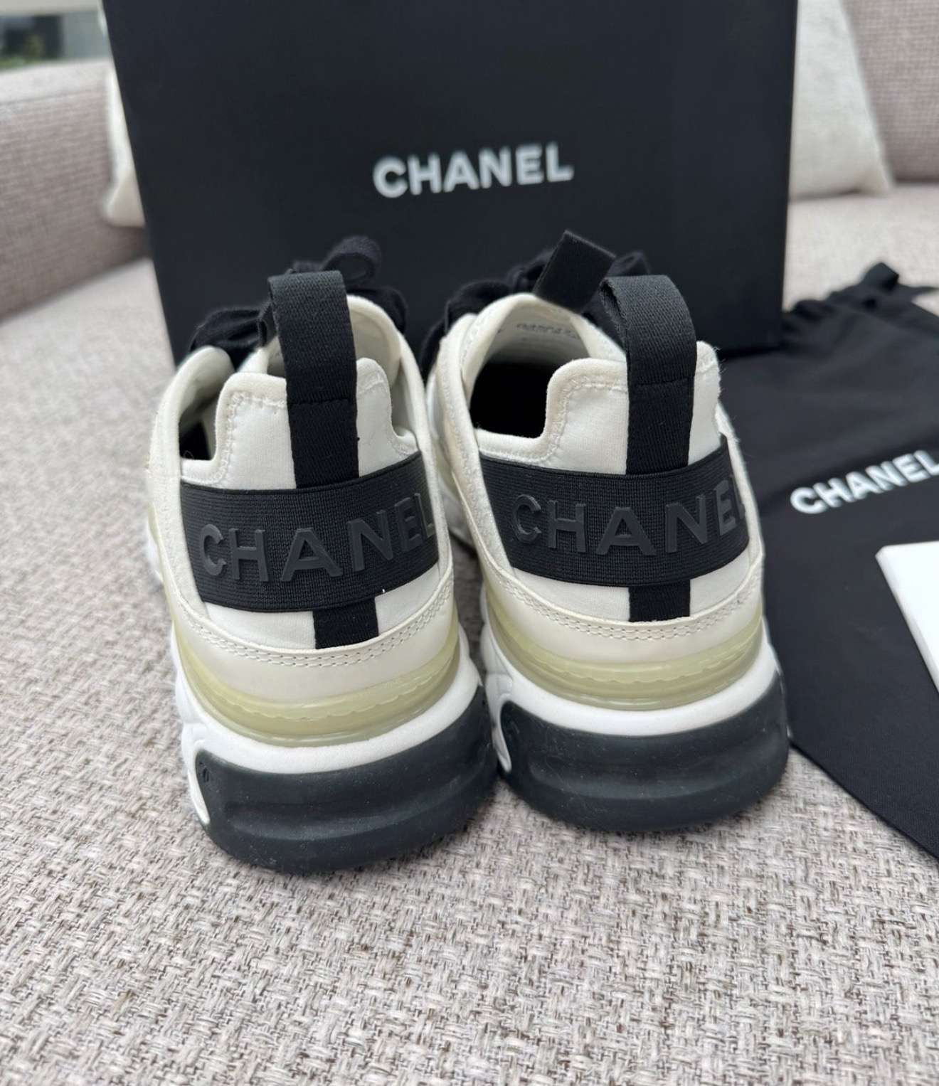Chanel tenisky