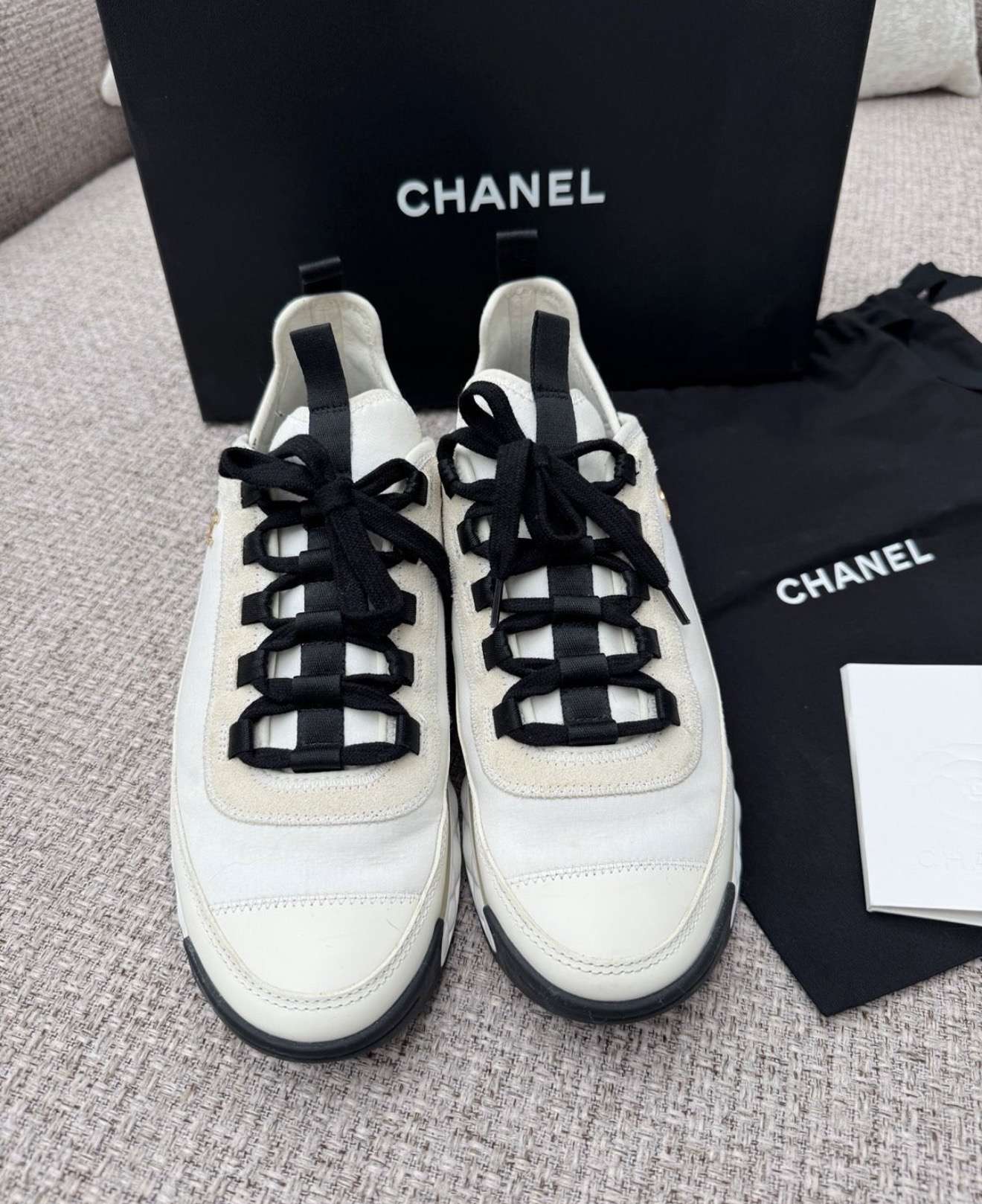 Chanel tenisky