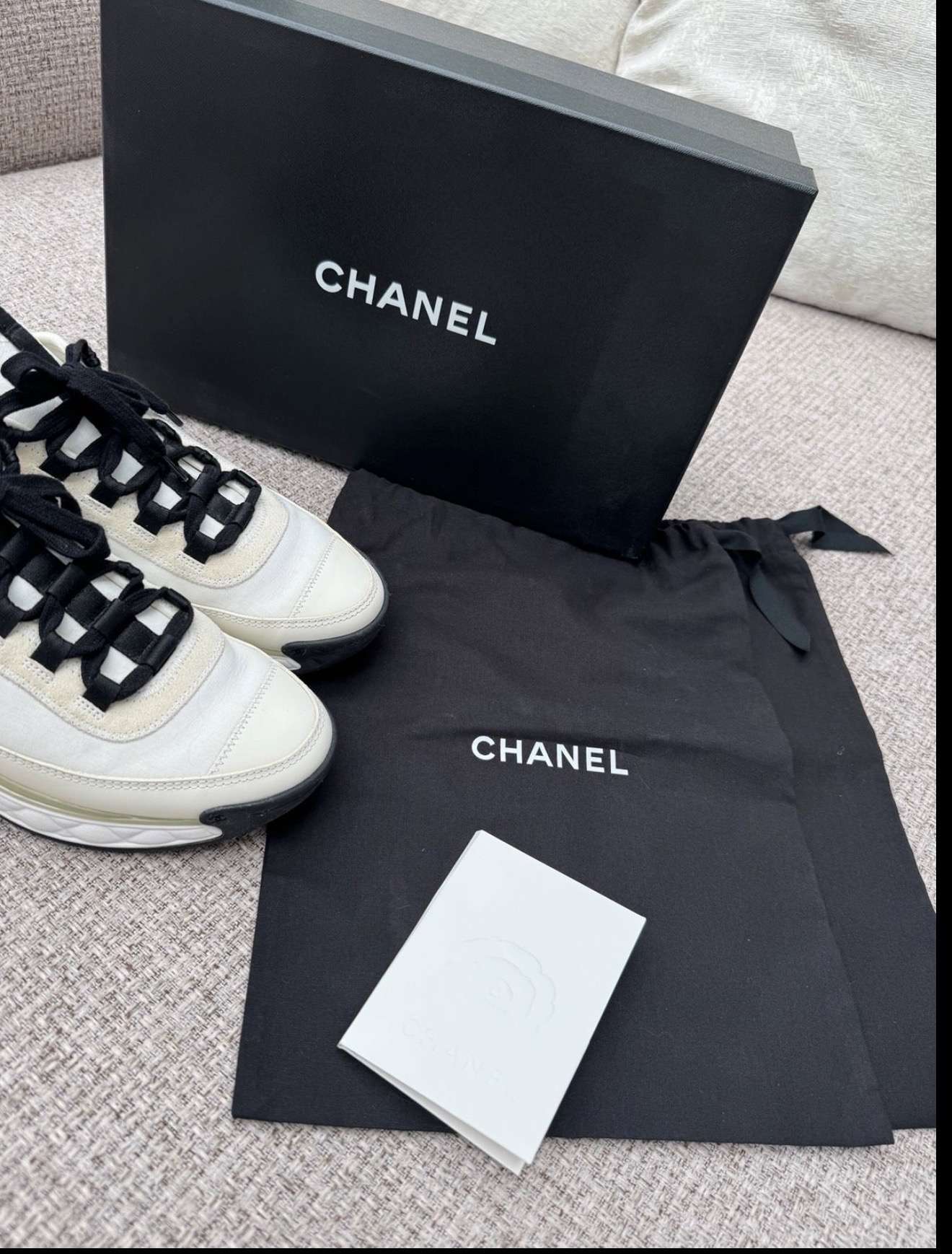 Chanel tenisky