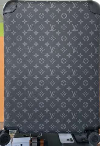 https://www.vipluxury.sk/Louis Vuitton kufor