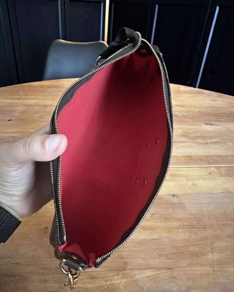 Louis Vuitton Eva