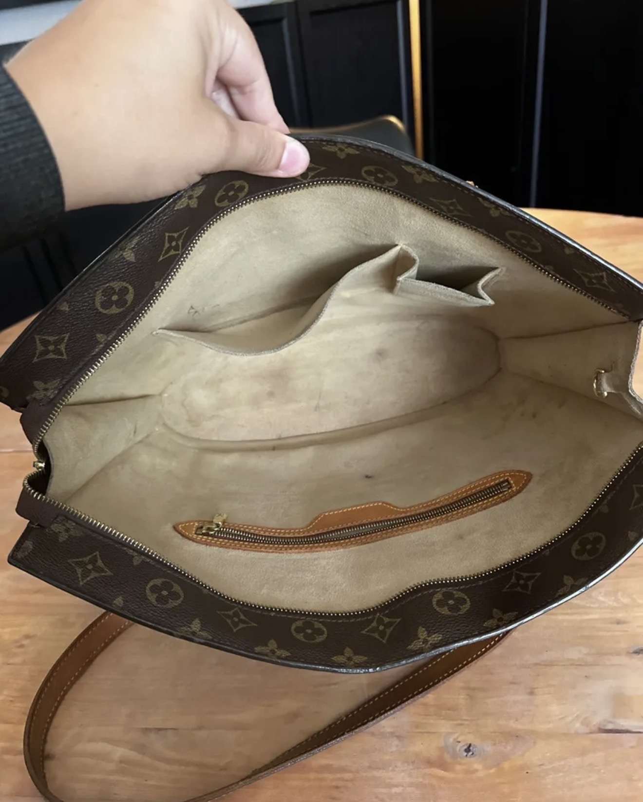 Louis Vuitton Babylone