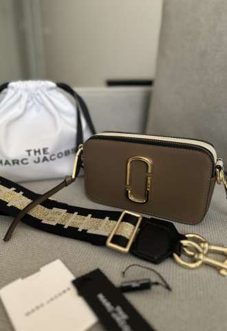 https://www.vipluxury.sk/Marc Jacobs Snapshot
