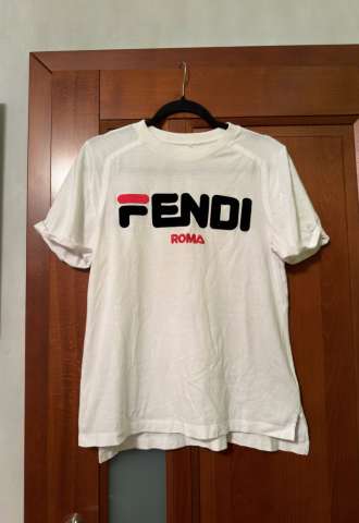 https://www.vipluxury.sk/Fendi tričko