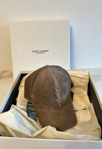 https://www.vipluxury.sk/YSL šiltovka