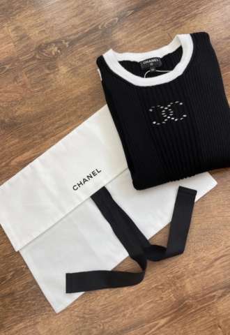 https://www.vipluxury.sk/Chanel svetrik/tricko