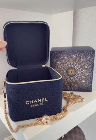 https://www.vipluxury.sk/Chanel beaute taška