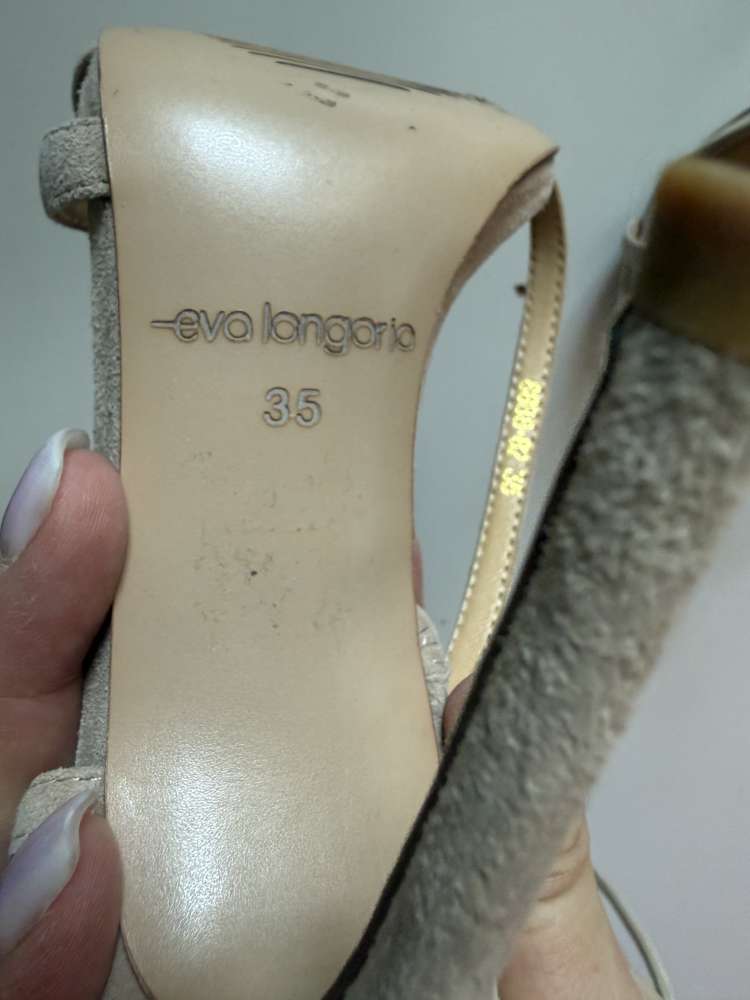 Eva Longoria sandále 35
