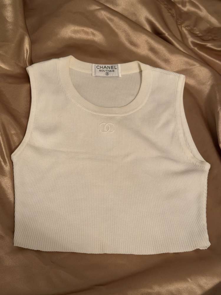 Chanel crop top