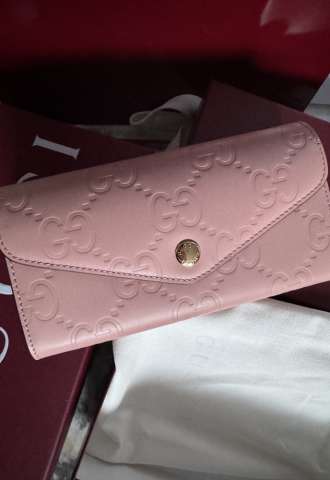 https://www.vipluxury.sk/Gucci kožená peňaženka