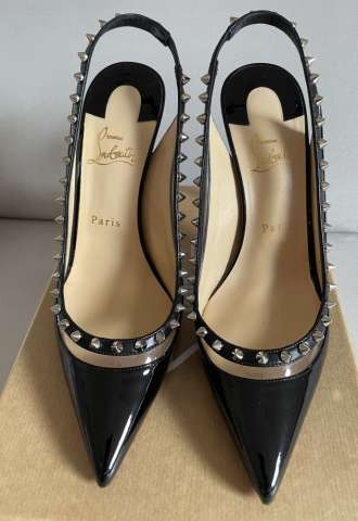 https://www.vipluxury.sk/Christian Louboutin Brigadine 100 patent/pvc