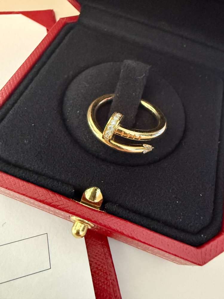 Cartier juste un clou prsteň