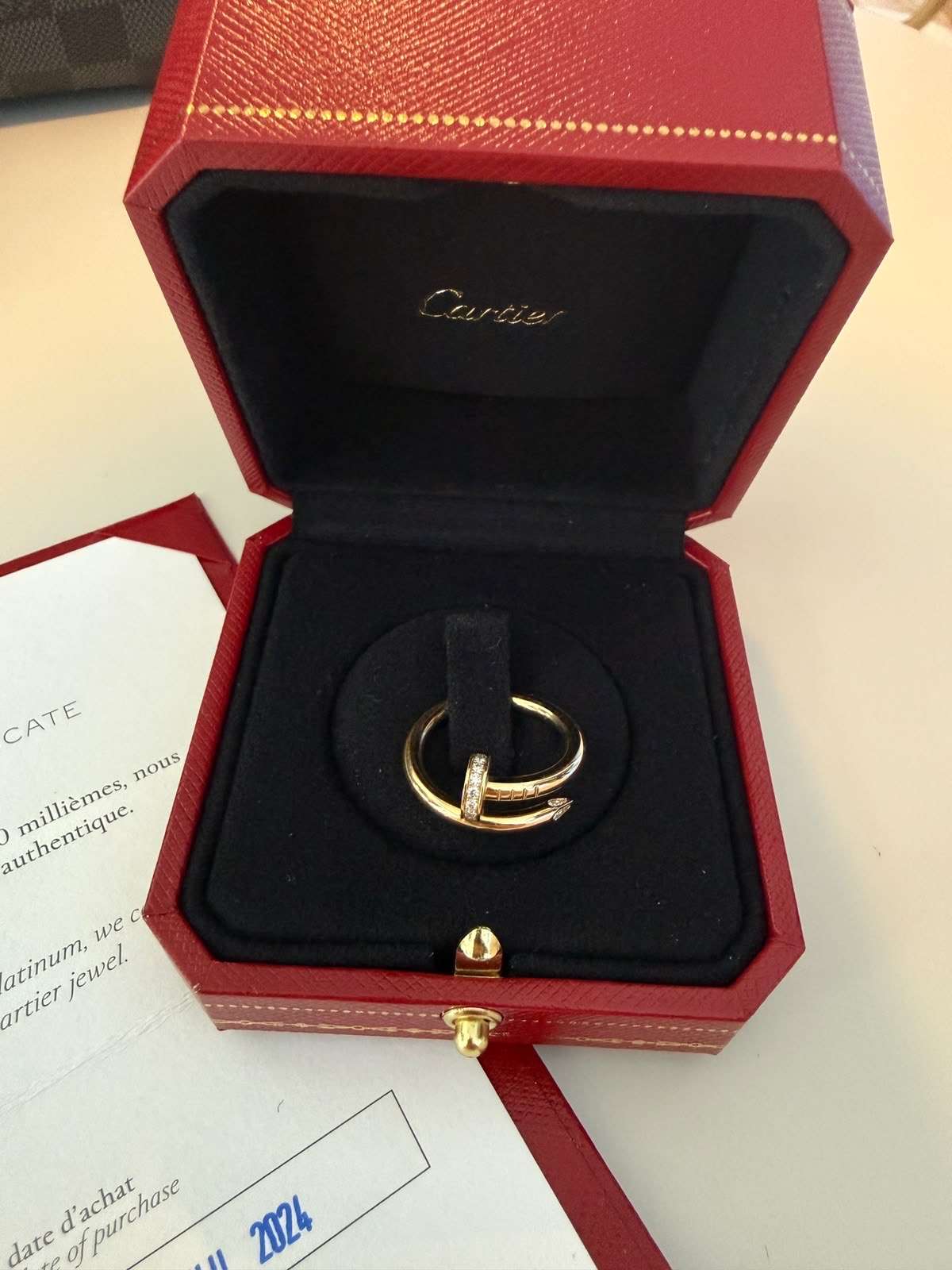 Cartier juste un clou prsteň