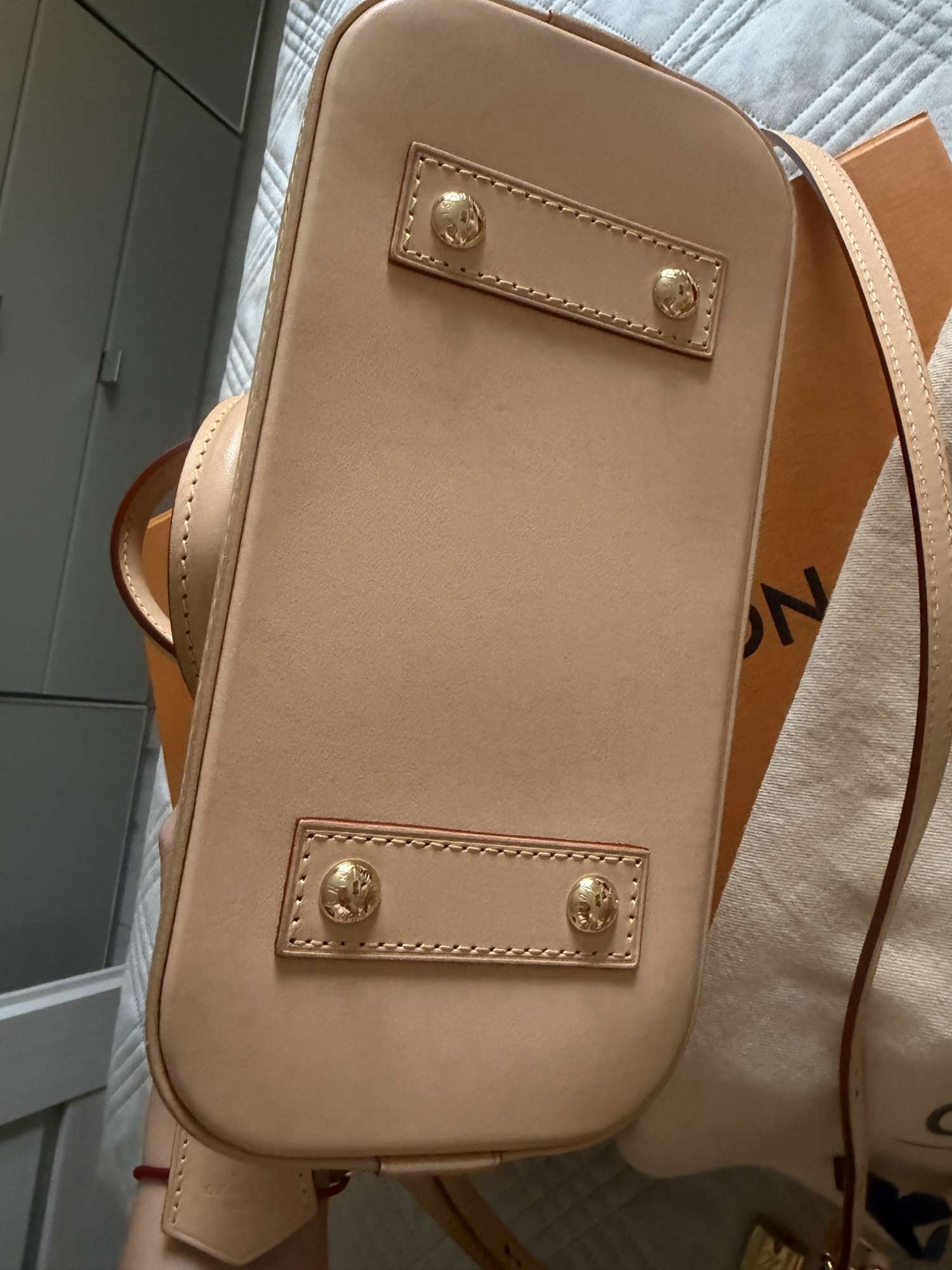 Louis Vuitton Alma BB — Monogram Canvas 🤍