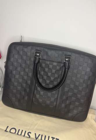 https://www.vipluxury.sk/Louis Vuitton Porte-Documents Voyage — Damier Infini Leather 🖤