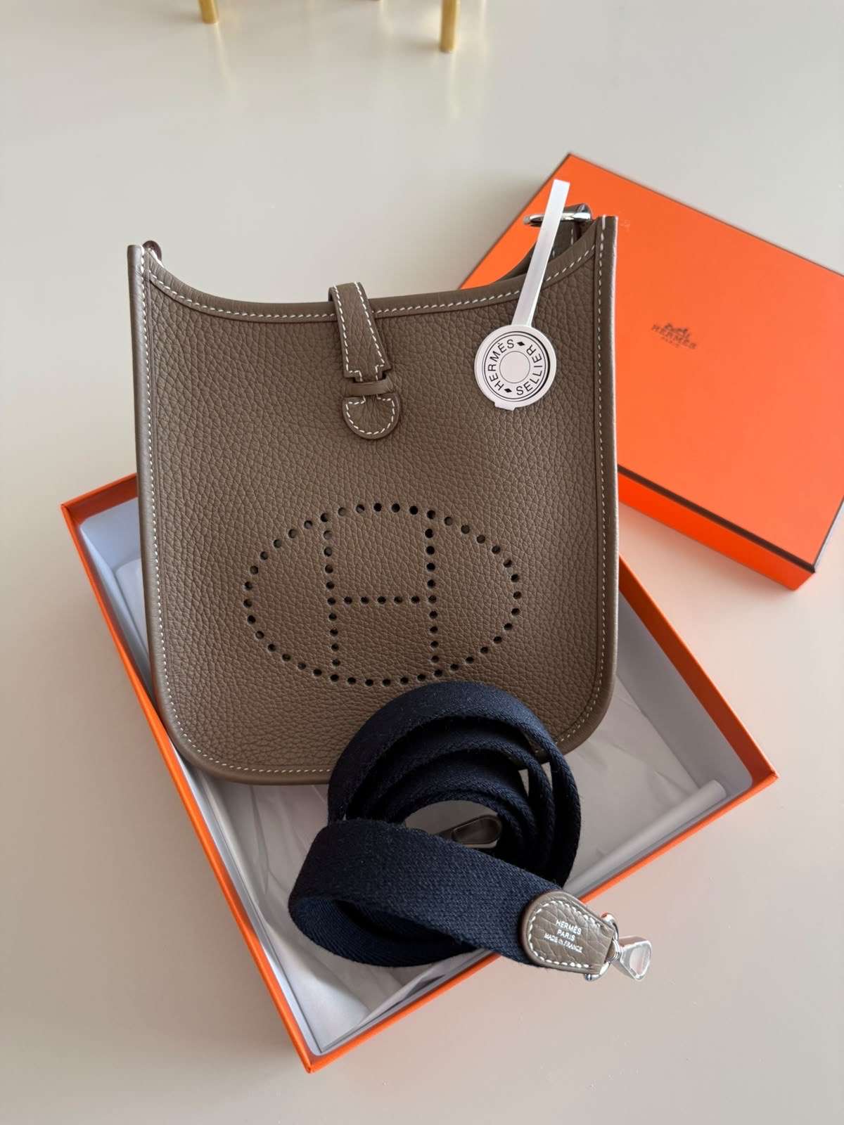 Hermes Evelyne 16