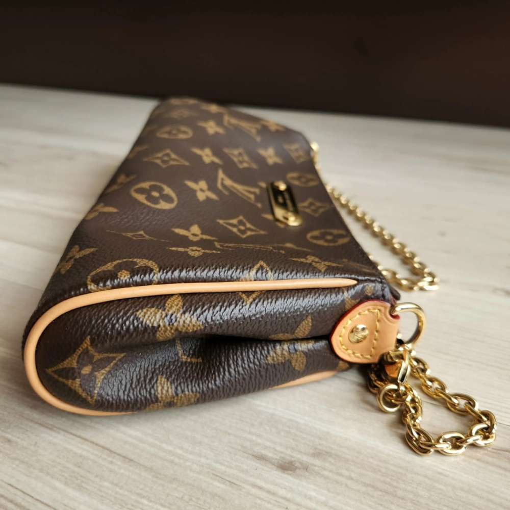 Louis Vuitton Eva
