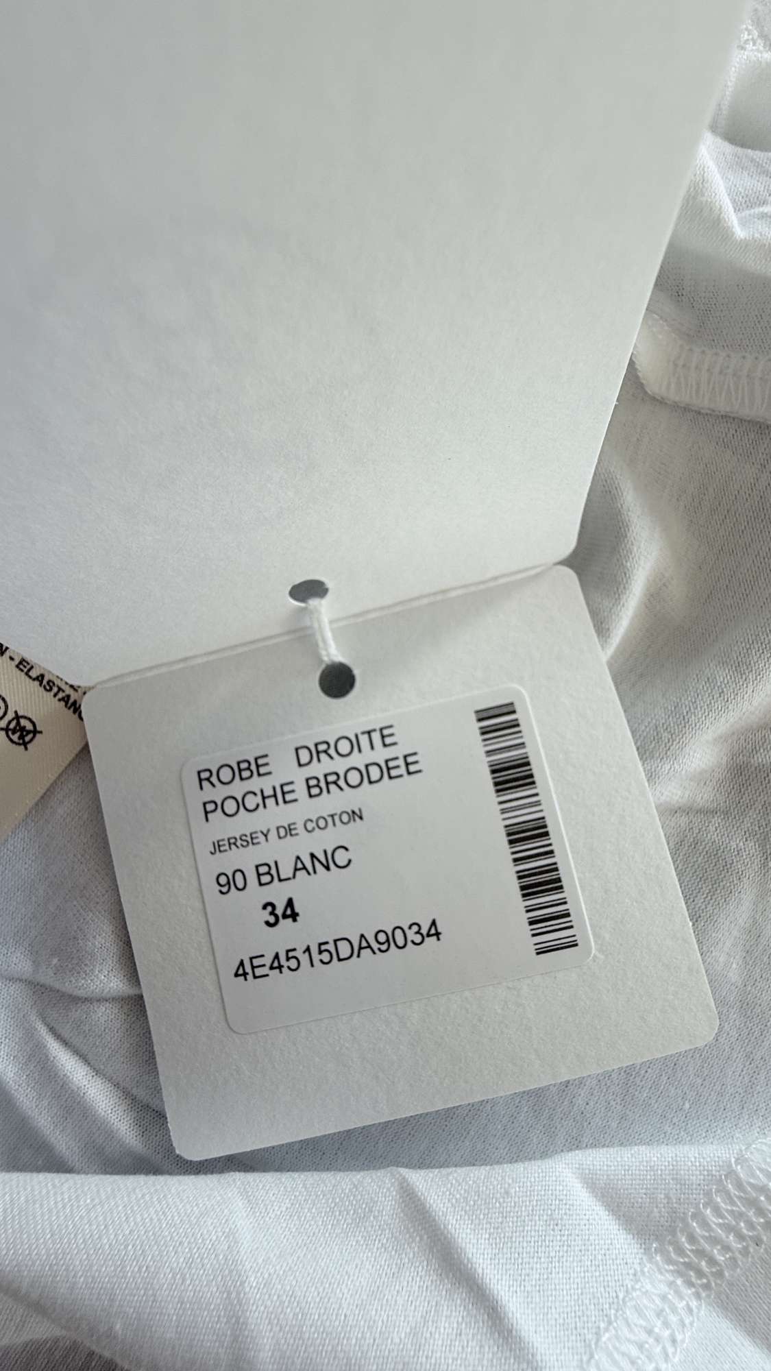 Vyšívané šaty Hermès s vreckom v tvare „H“