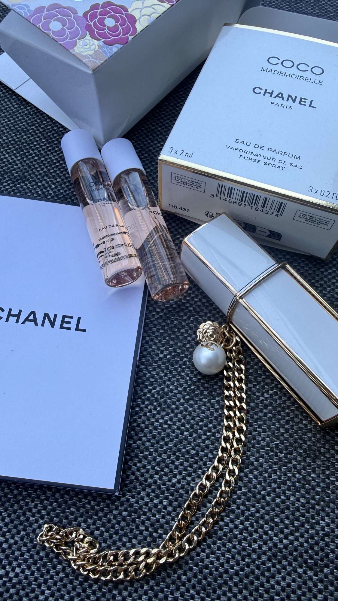 Chanel beauty set