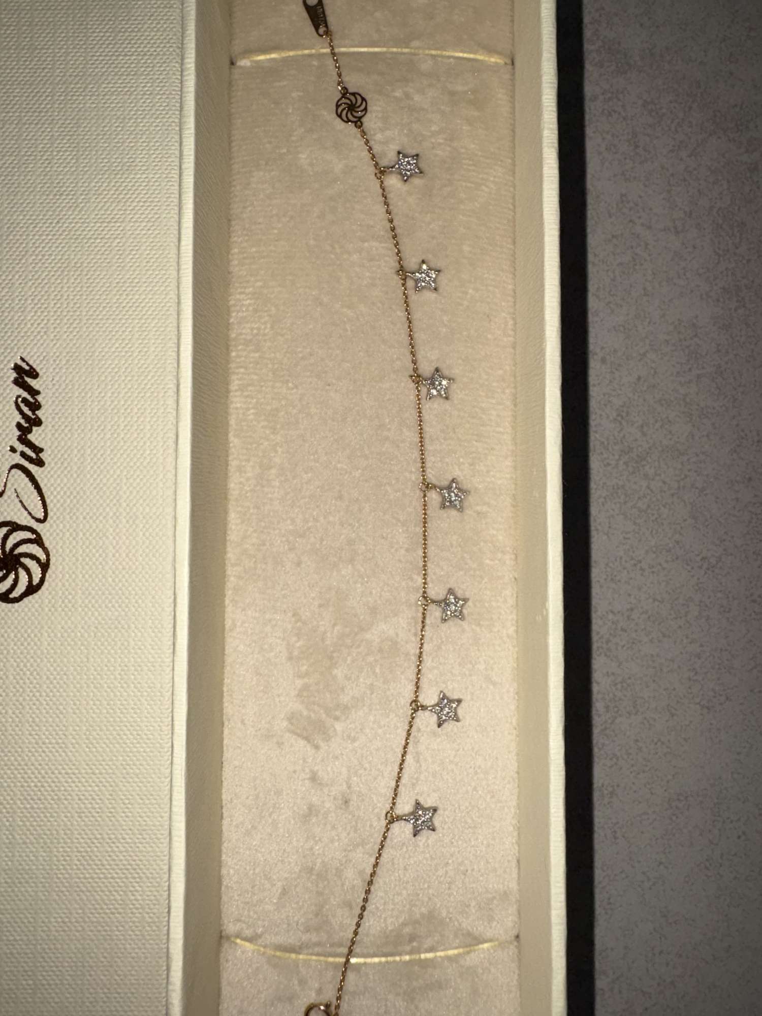 Diamantový náramok s hviezdičkami , 18ct zlato