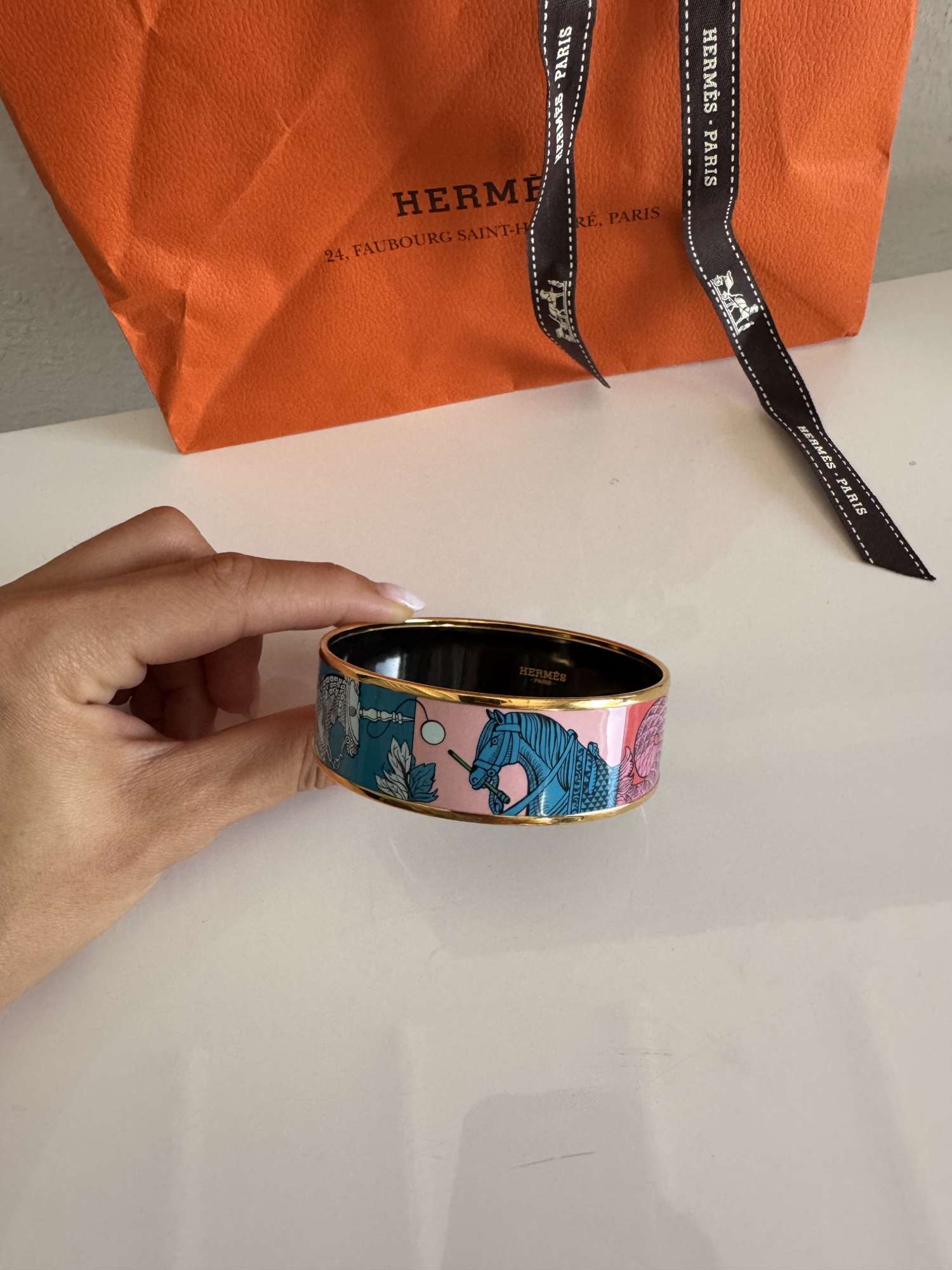 Hermes náramok