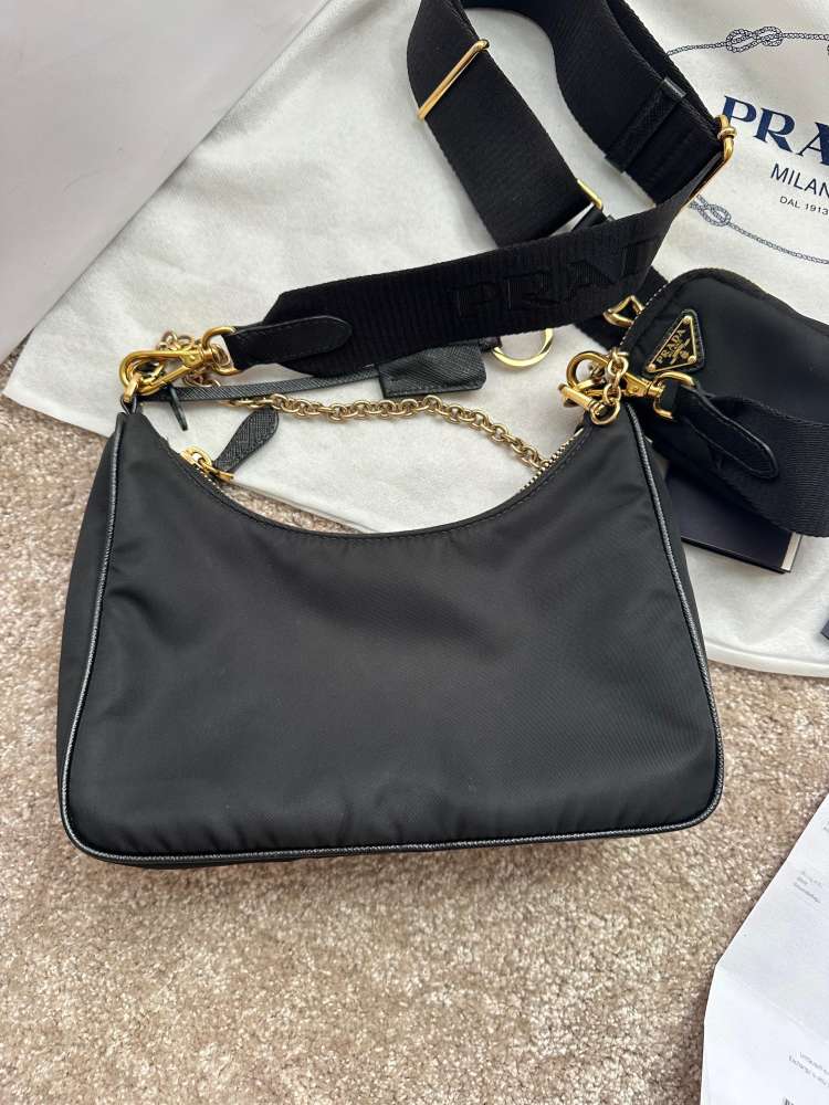 Prada kabelka