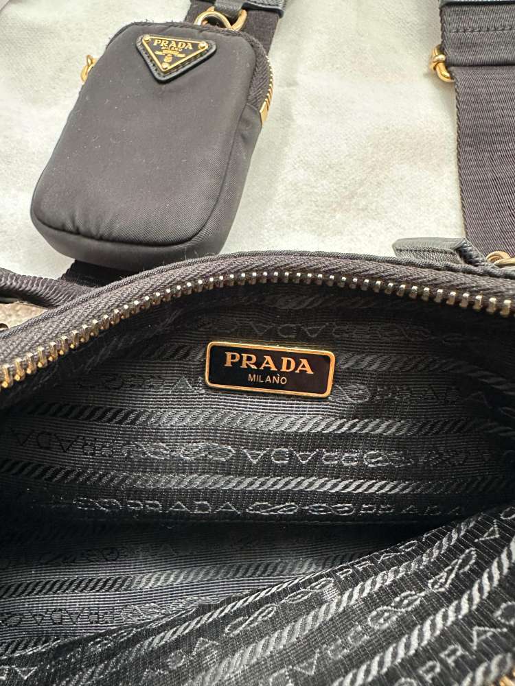Prada kabelka