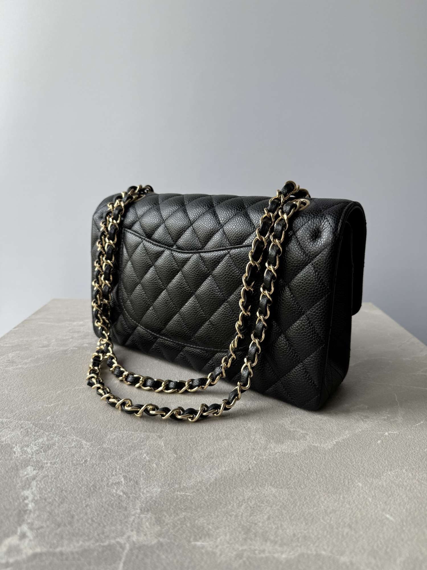 CHANEL Classic Medium Double Flap GHW Caviar Black taška kabelka