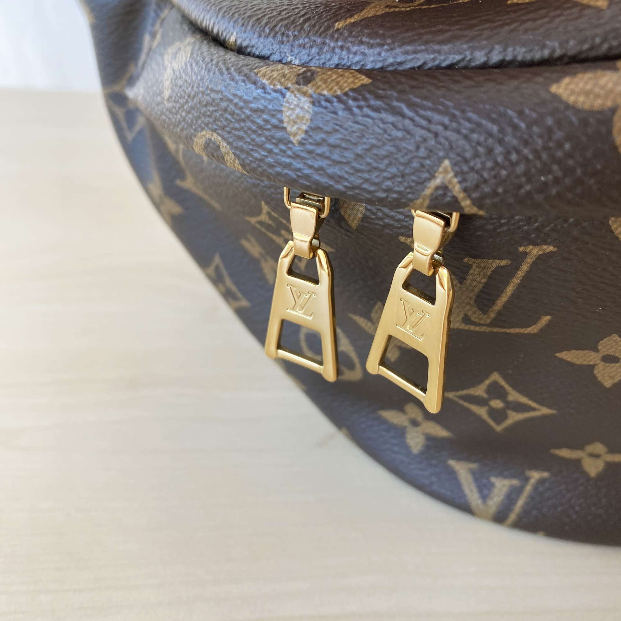 LOUIS VUITTON Bumbag taška ľadvinka | Komplet balenie + blok