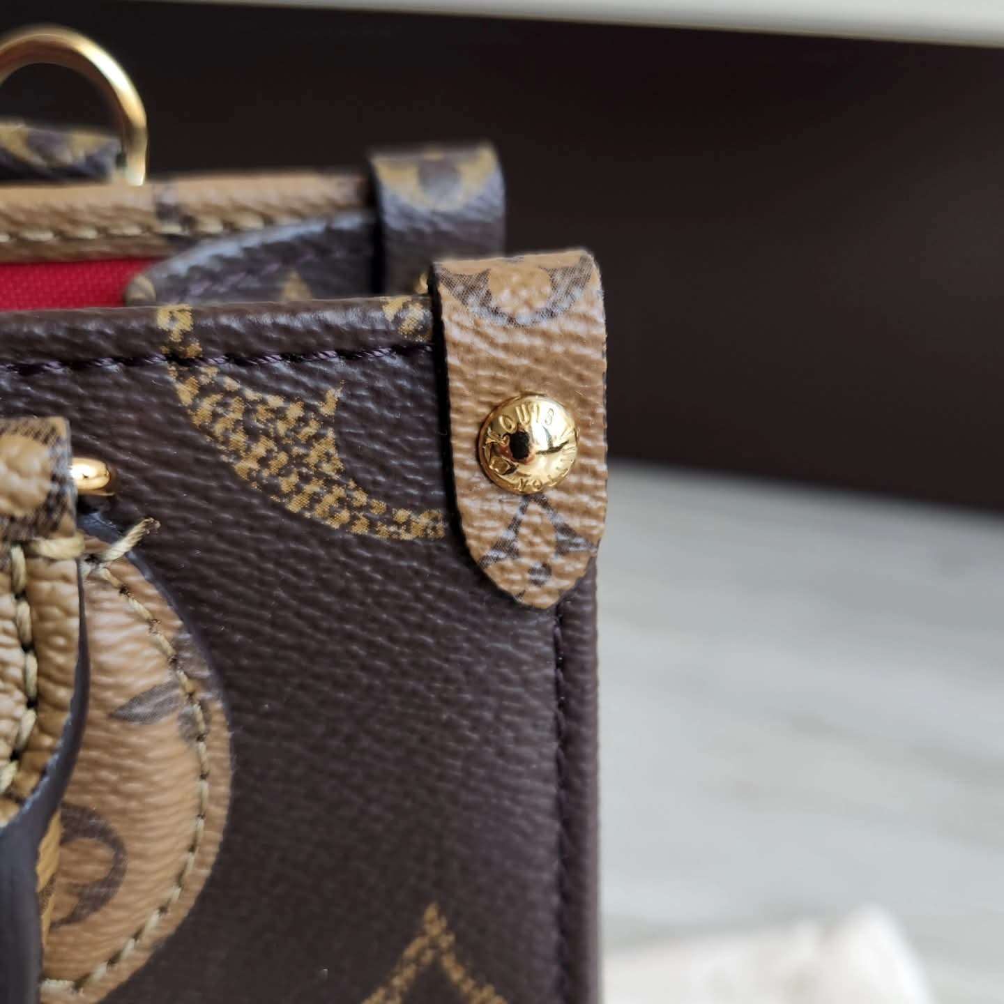 Louis Vuitton OnTheGo BB