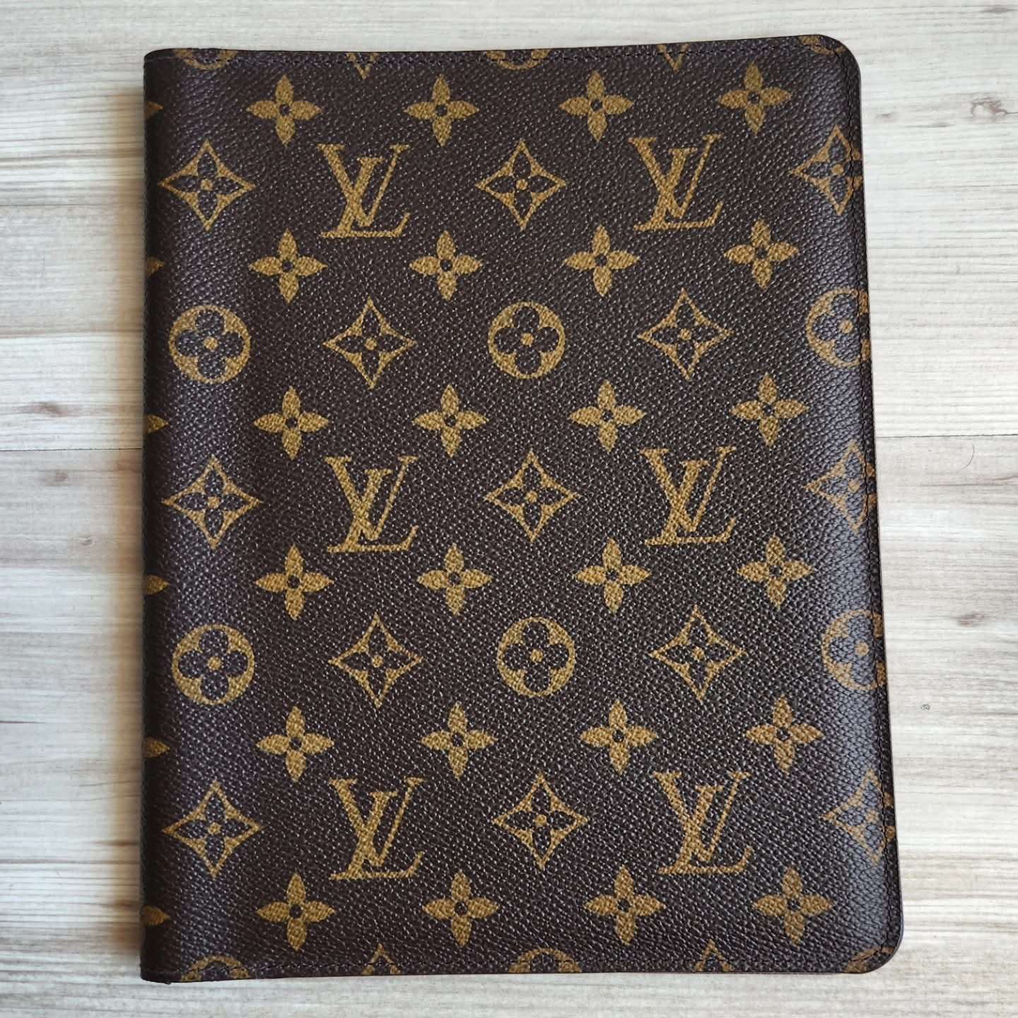 Louis Vuitton Agenda