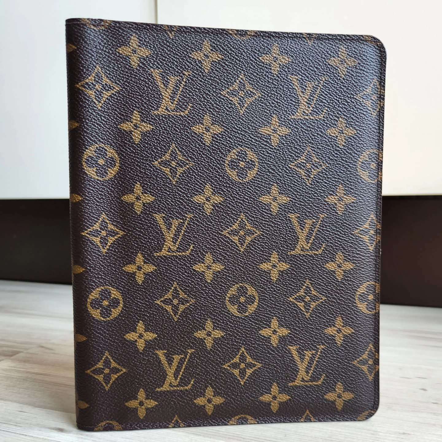 Louis Vuitton Agenda